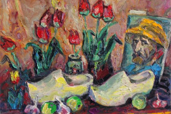 Натюрморт с голландскими деревянными башмаками портретом Ван-Гога. 2010. Холст, масло. 60х80